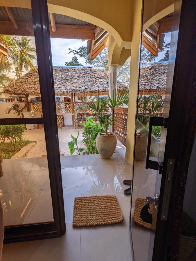 Hotel Mkadi Beach House Nungwi Exterior foto