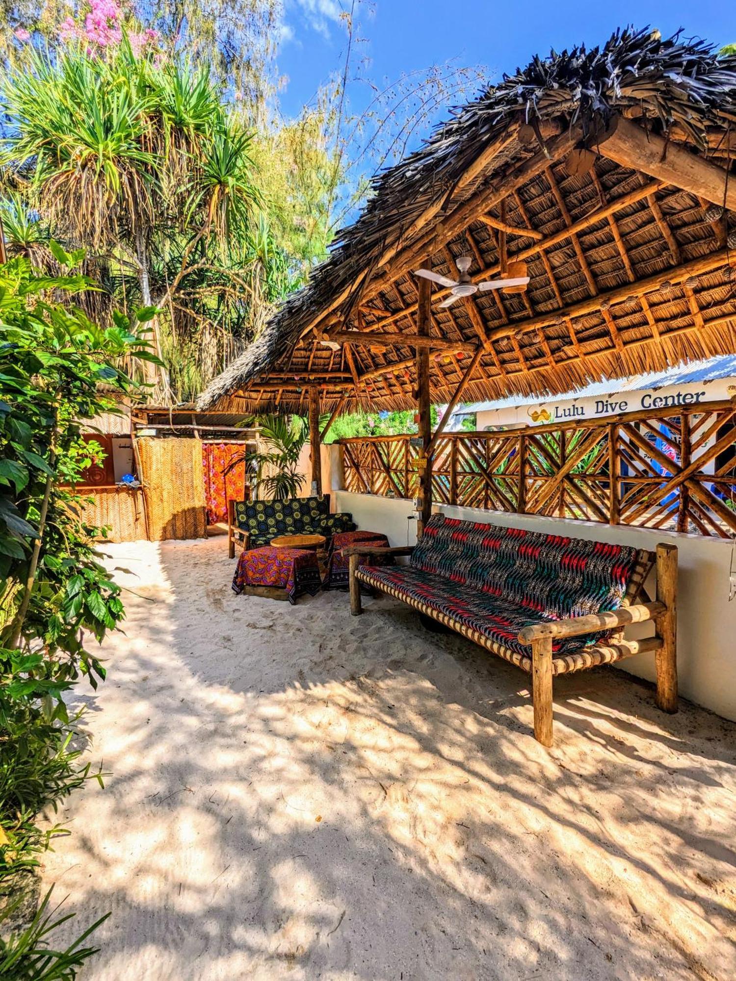 Hotel Mkadi Beach House Nungwi Exterior foto